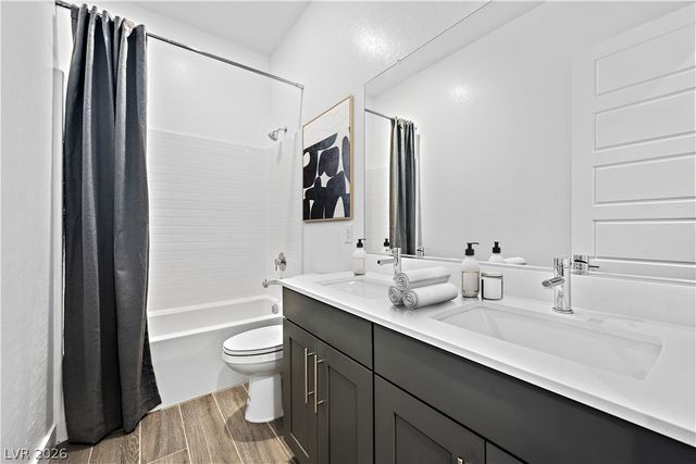 234 Bellevue Grove Avenue, Henderson, NV 89015