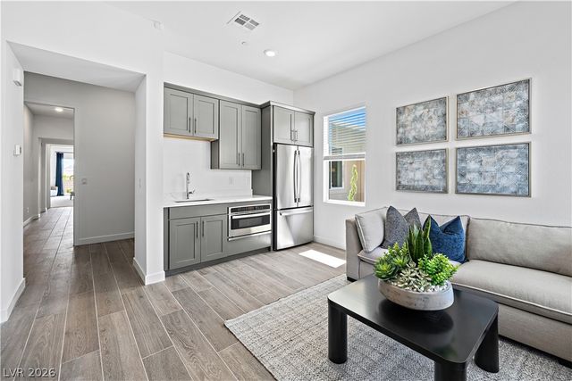 234 Bellevue Grove Avenue, Henderson, NV 89015