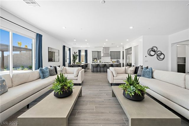 234 Bellevue Grove Avenue, Henderson, NV 89015