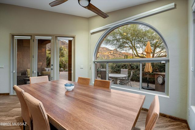 6384 N Desert Wind Circle, Tucson, AZ 85750