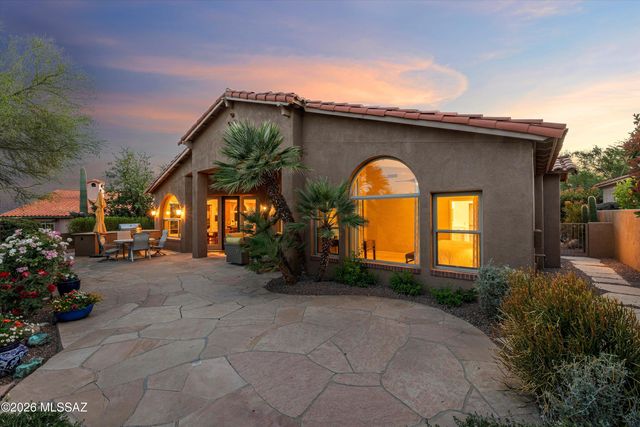 6384 N Desert Wind Circle, Tucson, AZ 85750
