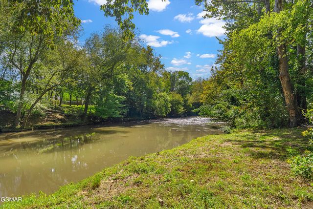2255 Red Bank Road, Sevierville, TN 37876