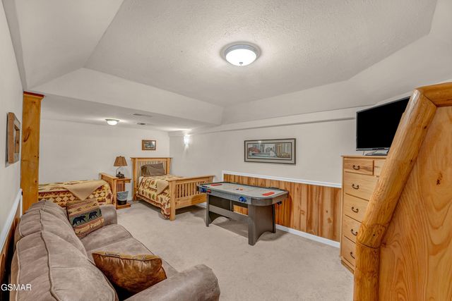 2255 Red Bank Road, Sevierville, TN 37876