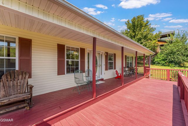 2255 Red Bank Road, Sevierville, TN 37876