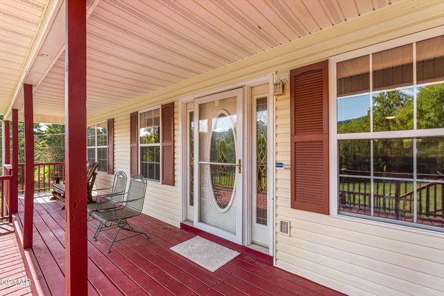 2255 Red Bank Road, Sevierville, TN 37876