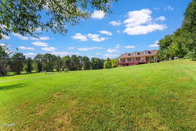 2255 Red Bank Road, Sevierville, TN 37876