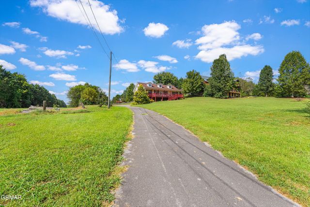 2255 Red Bank Road, Sevierville, TN 37876