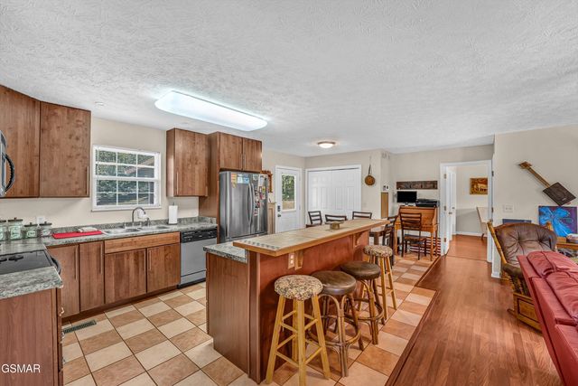 2255 Red Bank Road, Sevierville, TN 37876