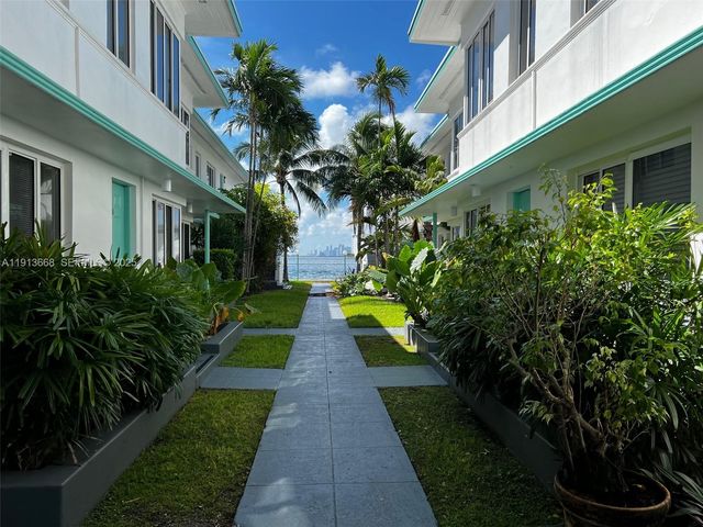 1990 Bay Dr 17, Miami Beach, FL 33141