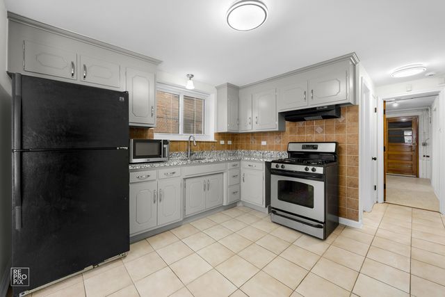 7904 W Belmont Avenue BF, Chicago, IL 60634