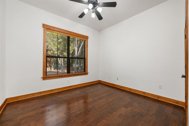 18616 Riverchase DR, Jonestown, TX 78645