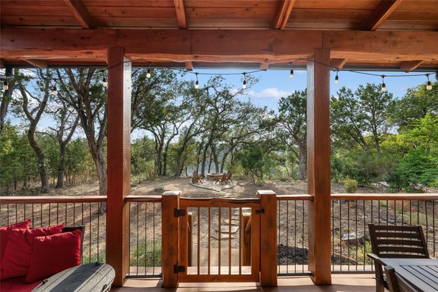 18616 Riverchase DR, Jonestown, TX 78645