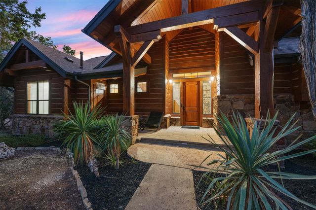 18616 Riverchase DR, Jonestown, TX 78645