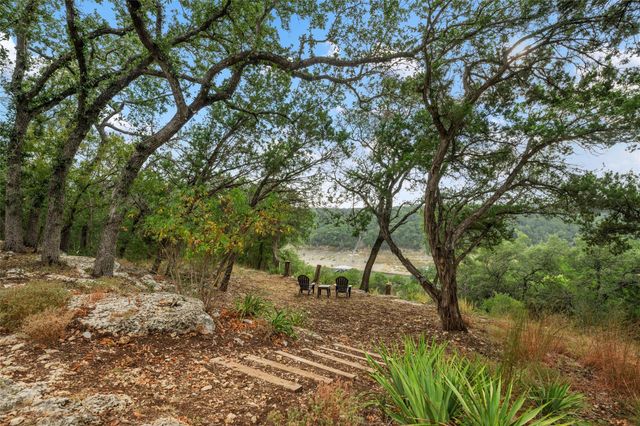 18616 Riverchase DR, Jonestown, TX 78645