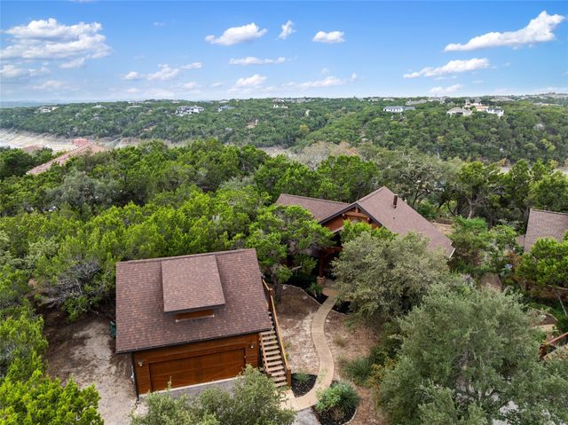 18616 Riverchase DR, Jonestown, TX 78645