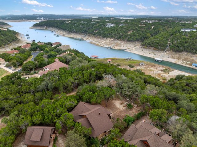 18616 Riverchase DR, Jonestown, TX 78645