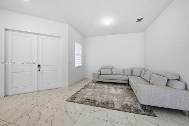 4409 SW 173rd Avenue, Miramar, FL 33029