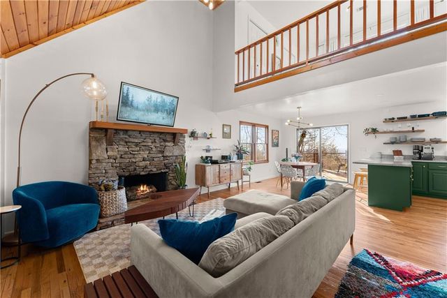 827 Laurel Ridge Road, Cleveland, GA 30528