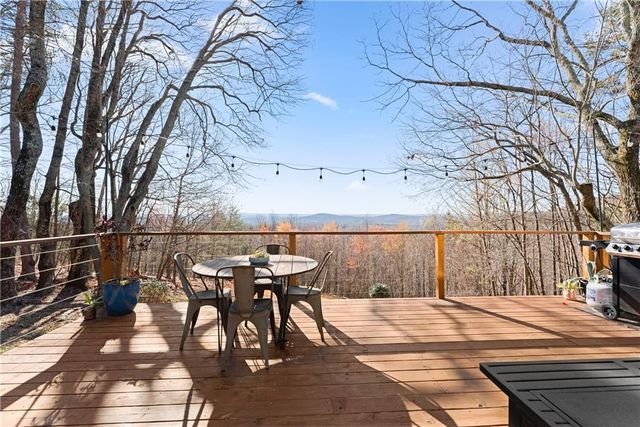 827 Laurel Ridge Road, Cleveland, GA 30528