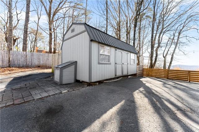 827 Laurel Ridge Road, Cleveland, GA 30528