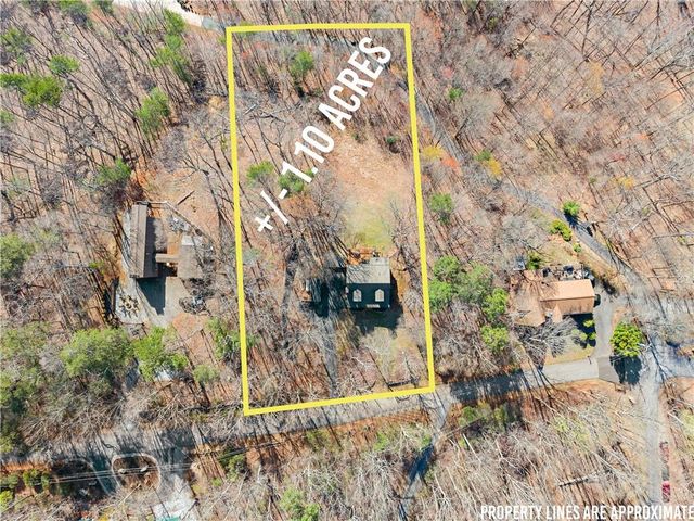 827 Laurel Ridge Road, Cleveland, GA 30528