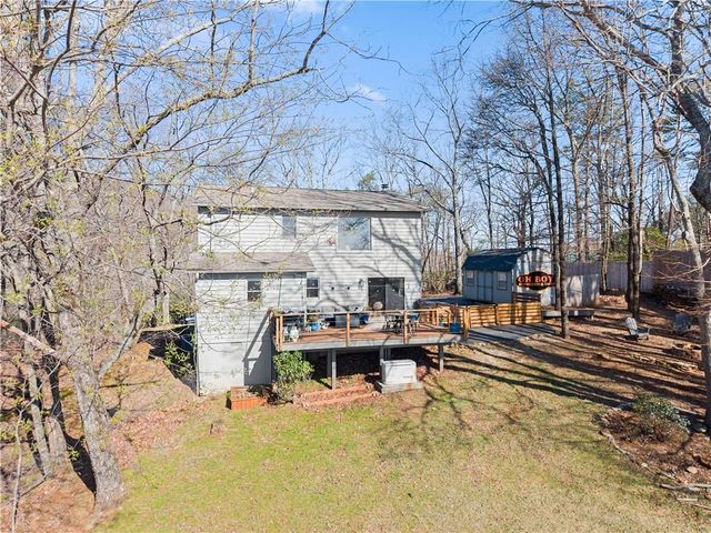 827 Laurel Ridge Road, Cleveland, GA 30528