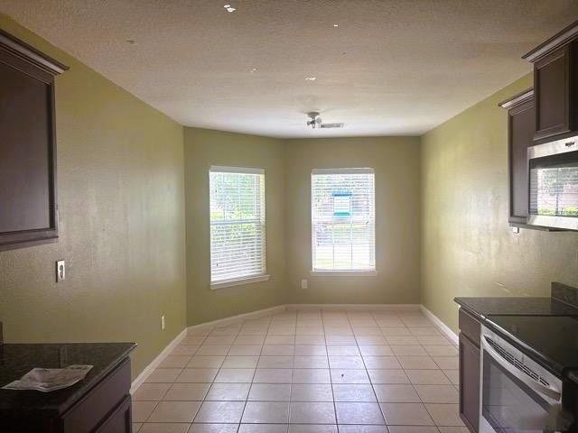 17135 Osprey Landing Drive, Hockley, TX 77447
