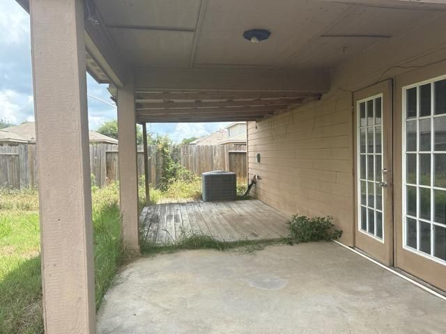 17135 Osprey Landing Drive, Hockley, TX 77447