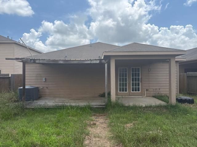17135 Osprey Landing Drive, Hockley, TX 77447