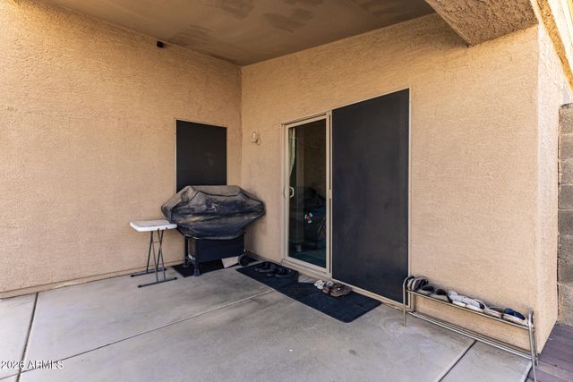 10762 W JOBLANCA Road W, Avondale, AZ 85323