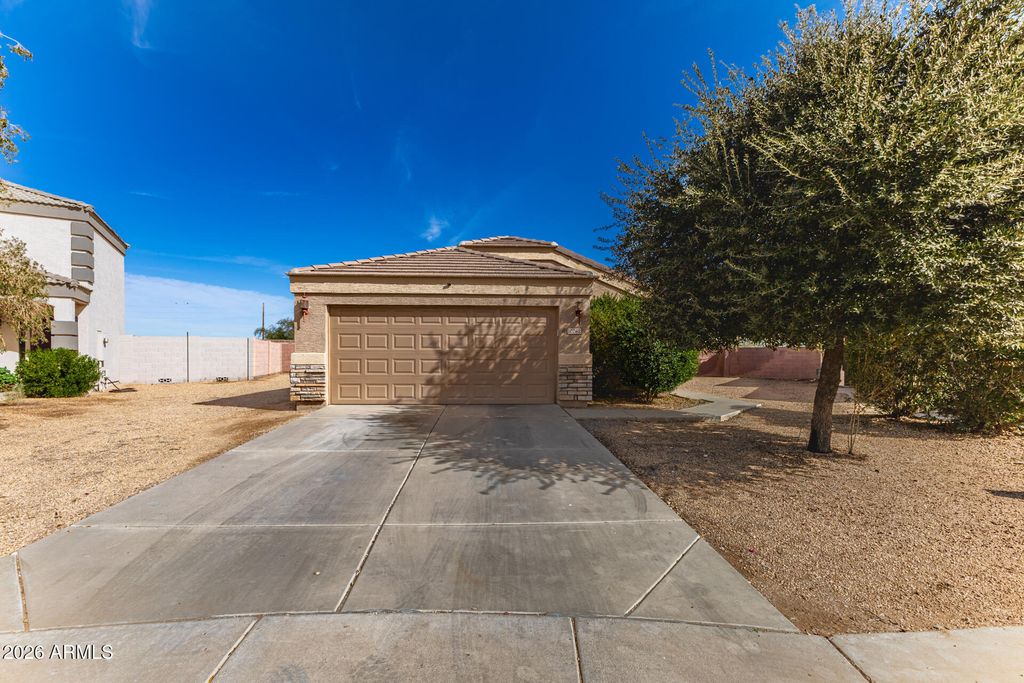10762 W JOBLANCA Road W, Avondale, AZ 85323