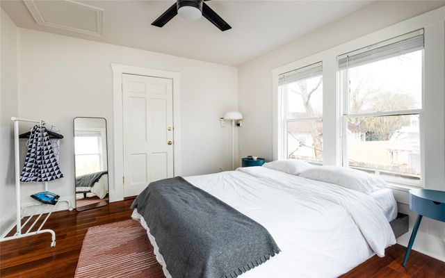 114 Redan 3, Houston, TX 77009