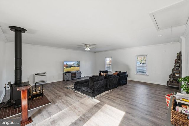 8124 SENECA VIEW DRIVE, Gaithersburg, MD 20882