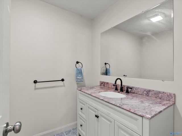 599 Gross Road, Guntersville, AL 35976