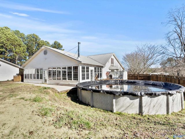 599 Gross Road, Guntersville, AL 35976