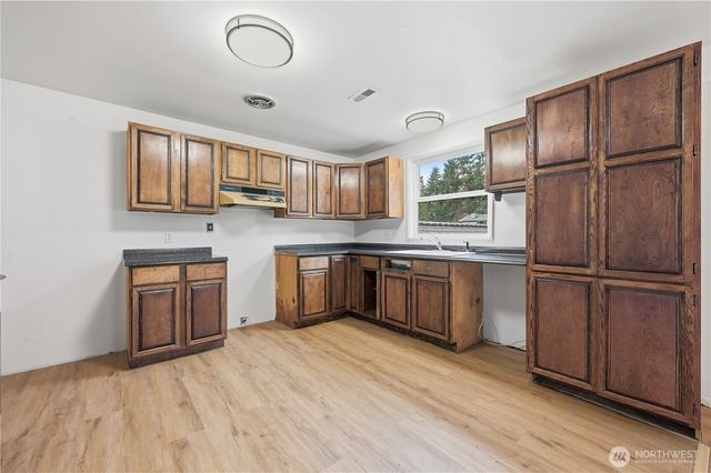 11805 3rd Avenue S, Seattle, WA 98168