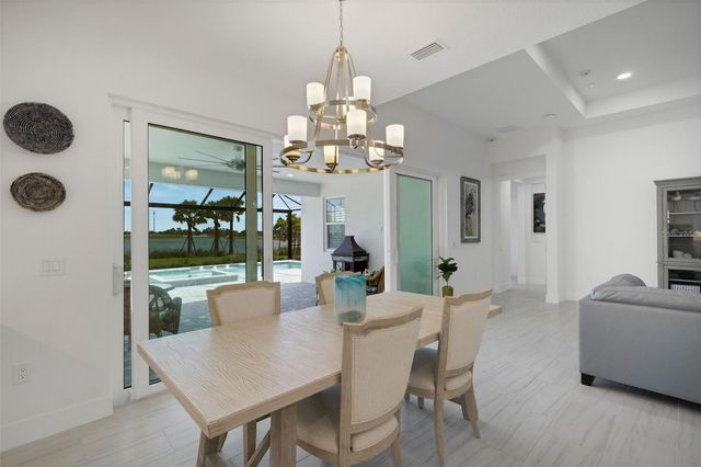 1104 WATERLINE COURT, Sarasota, FL 34240