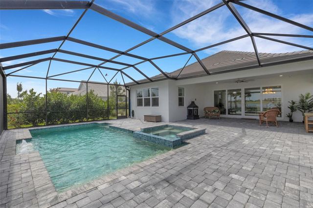 1104 WATERLINE COURT, Sarasota, FL 34240