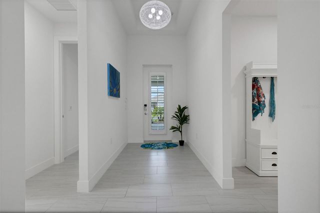 1104 WATERLINE COURT, Sarasota, FL 34240