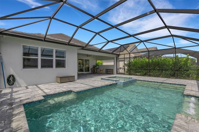 1104 WATERLINE COURT, Sarasota, FL 34240