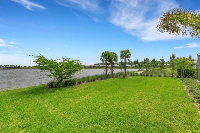 1104 WATERLINE COURT, Sarasota, FL 34240