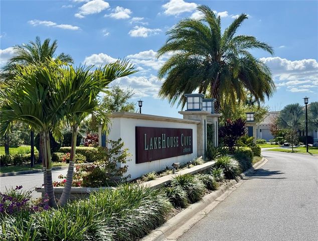 1104 WATERLINE COURT, Sarasota, FL 34240