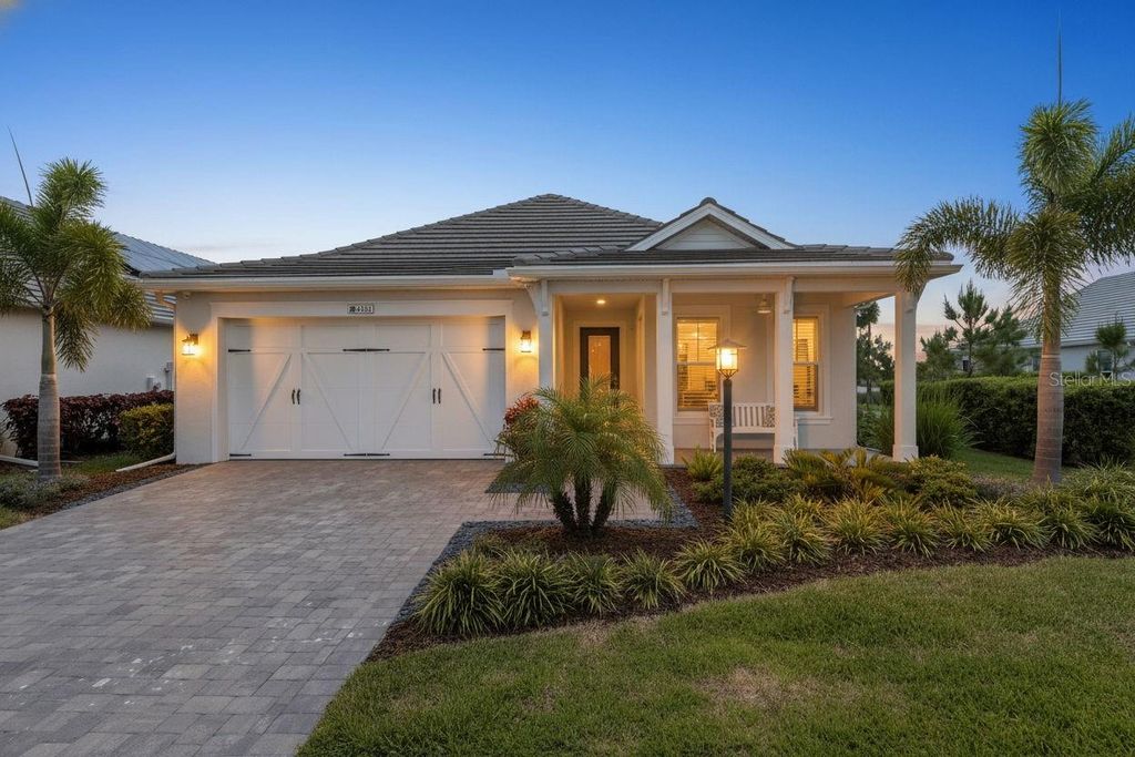 1104 WATERLINE COURT, Sarasota, FL 34240