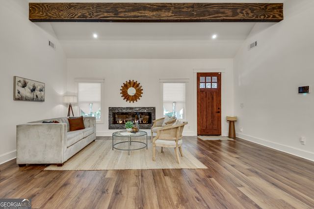 1318 Bluefield Drive SW, Atlanta, GA 30310