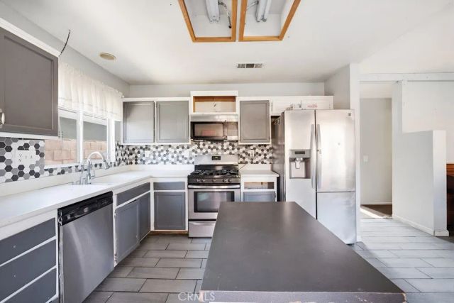 1216 Lilac Ridge Drive, Perris, CA 92571