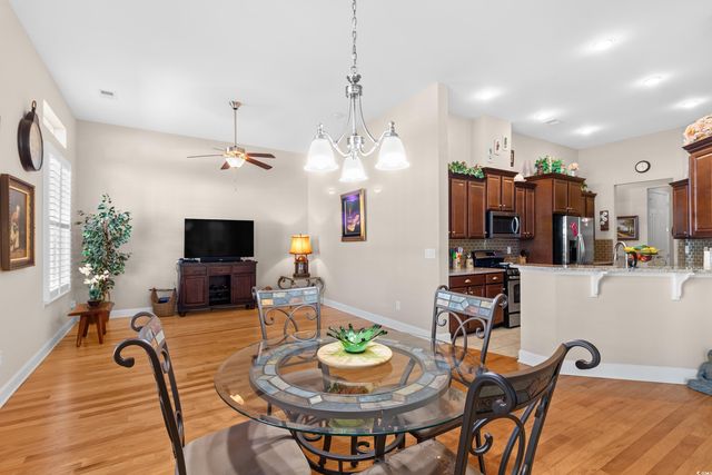 135 Sugar Loaf Ln., Murrells Inlet, SC 29576