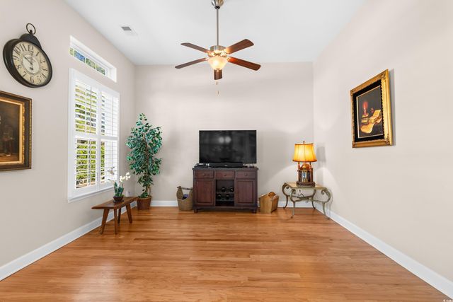 135 Sugar Loaf Ln., Murrells Inlet, SC 29576