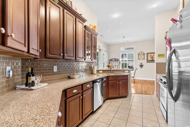 135 Sugar Loaf Ln., Murrells Inlet, SC 29576