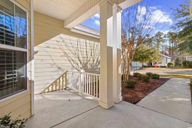 135 Sugar Loaf Ln., Murrells Inlet, SC 29576