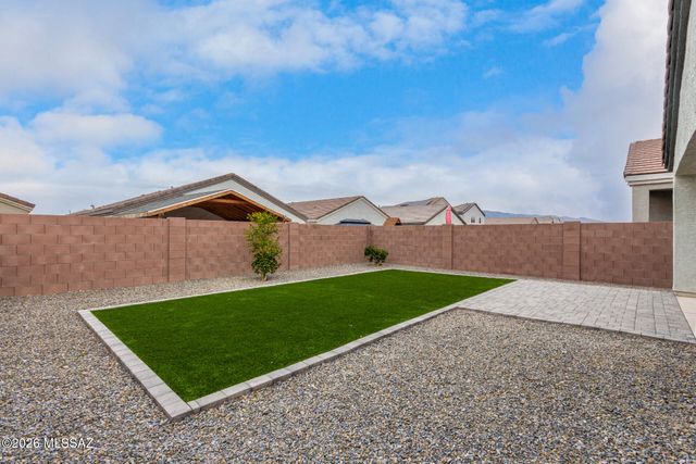 12711 E Joffroy Drive, Vail, AZ 85641